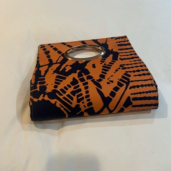 New-Never Used - Custom Made Handbag - Picture 3 of 12